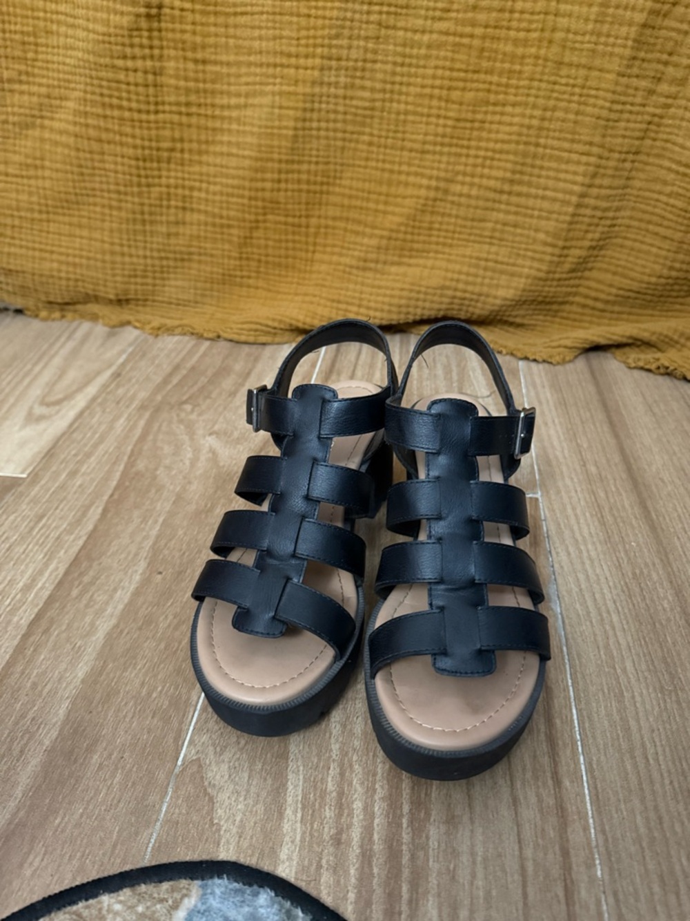 Women's Black Strappy Platform Sandals with Buckle